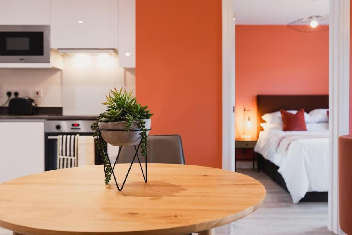 Stayzeni, Hardwick House Derby 2 Bed Apartment エクステリア 写真