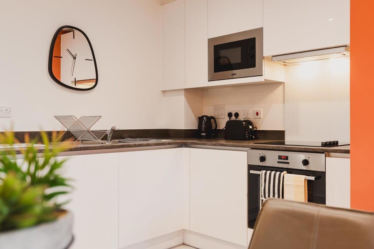 Stayzeni, Hardwick House Derby 2 Bed Apartment エクステリア 写真